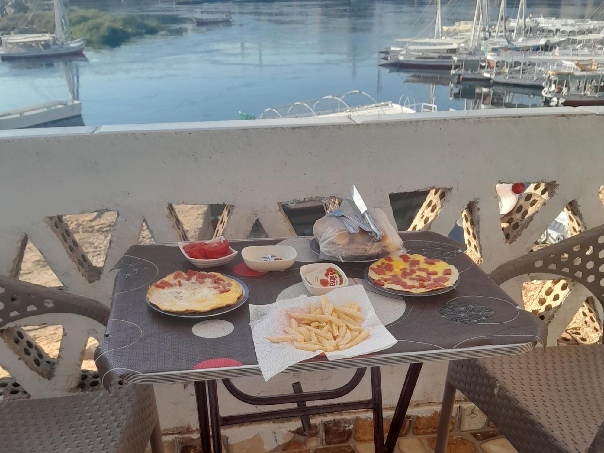 Nile View Rana Nubian Guest Houes Hotel อัสวาน ภายนอก รูปภาพ